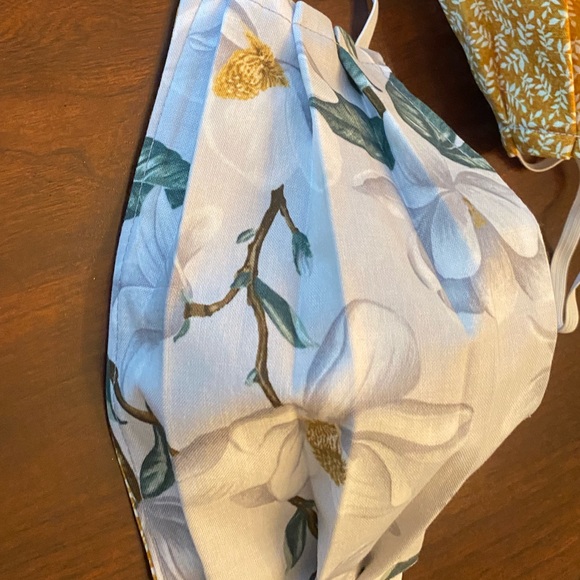 Cloth face masks. Reversible - Picture 1 of 2